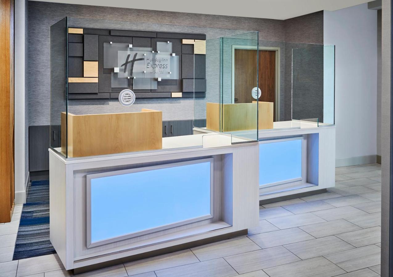 Holiday Inn Express & Suites Windsor East - Lakeshore By Ihg Tecumseh Exterior foto